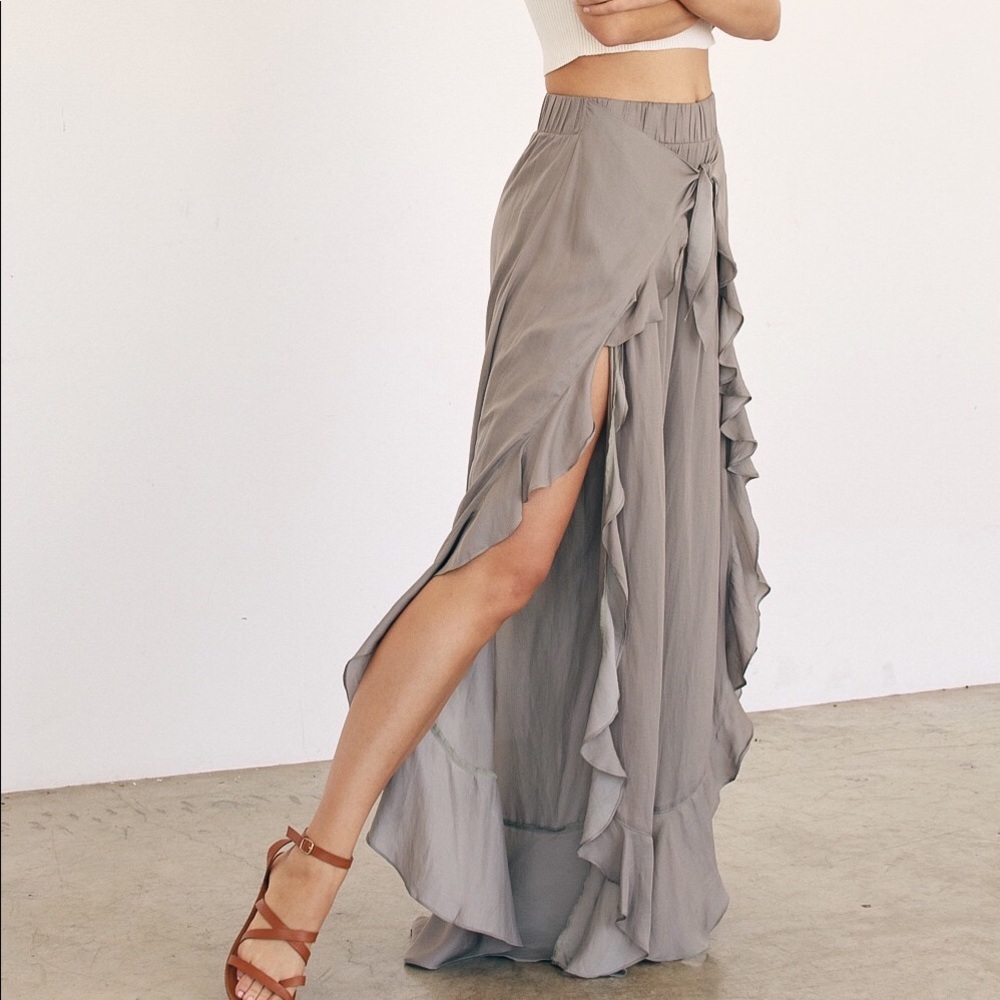 BEAUTIFUL SPRING & SUMMER PANTS - Picture 3 of 9